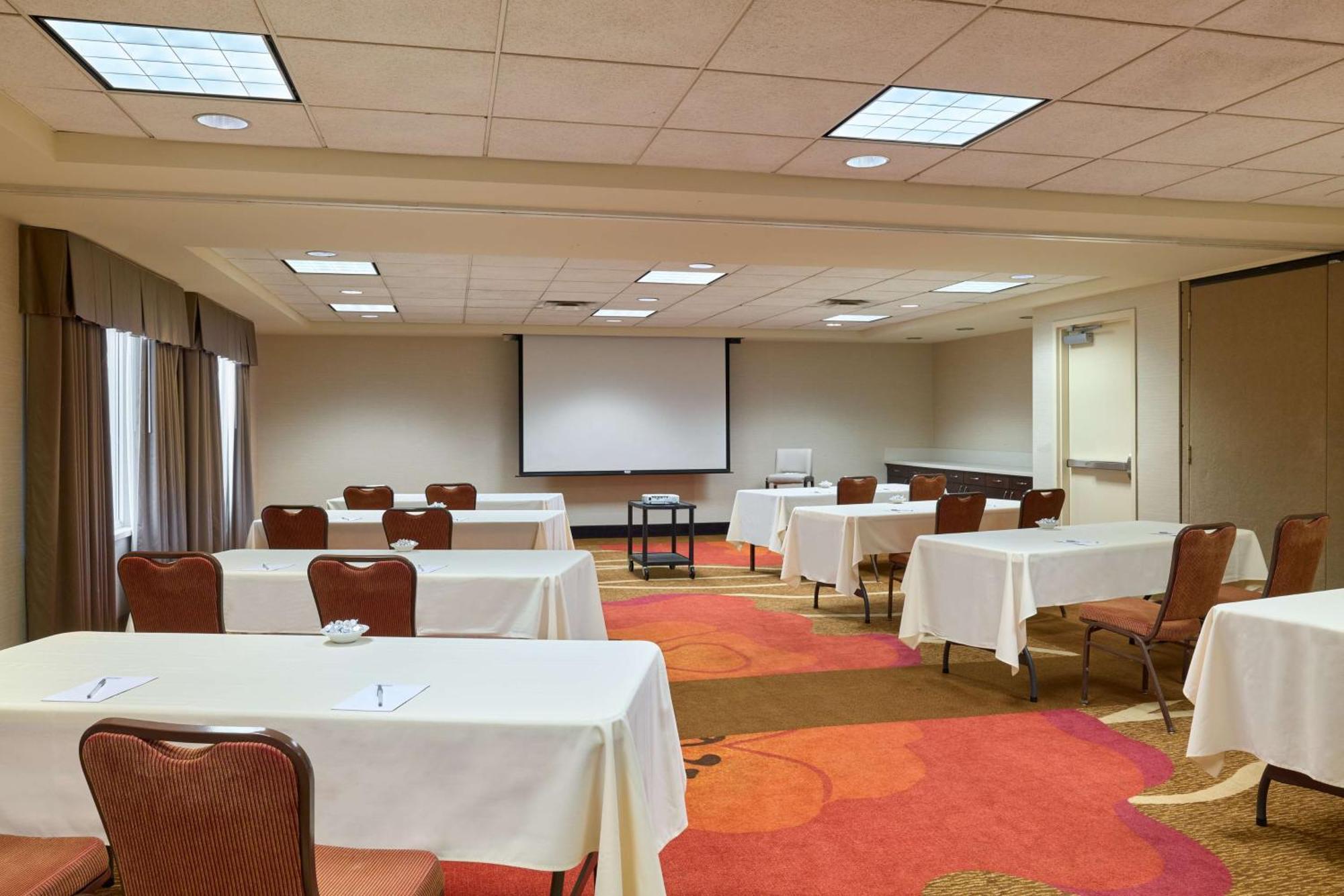 Hilton Garden Hershey Hotel 3*