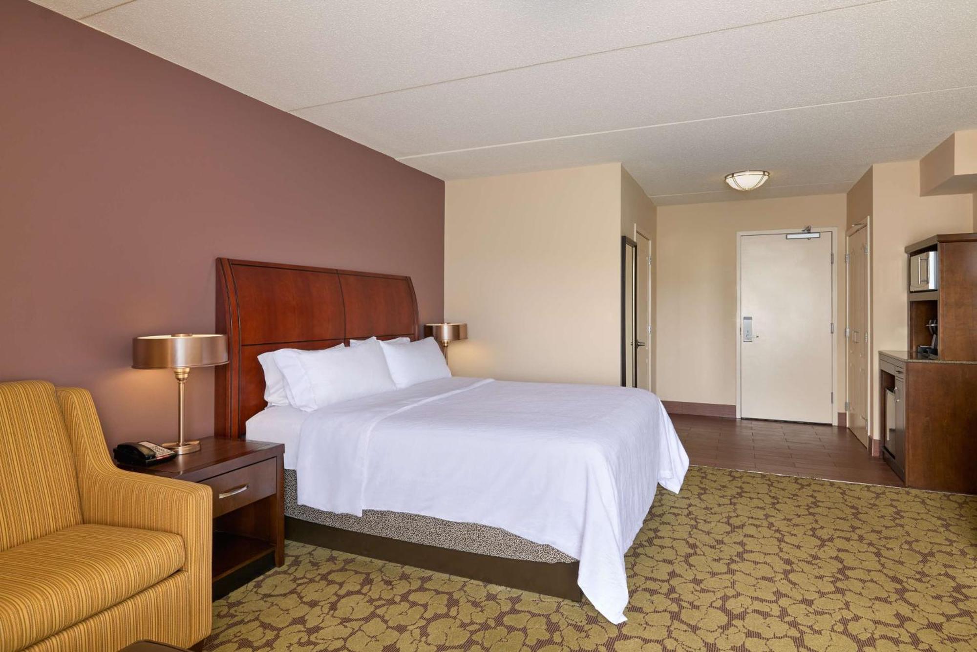 Hilton Garden Hershey 3*